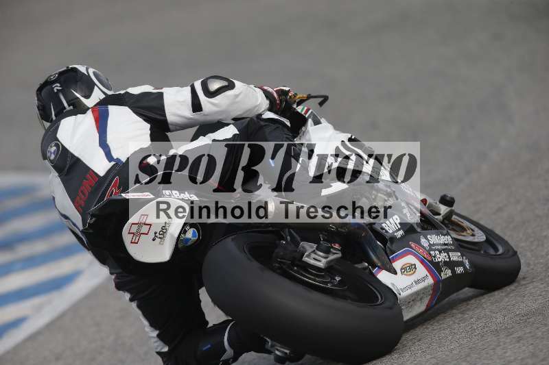 /Archiv-2024/01 26.-28.01.2024 Moto Center Thun Jerez/Gruppe gruen-green/backside